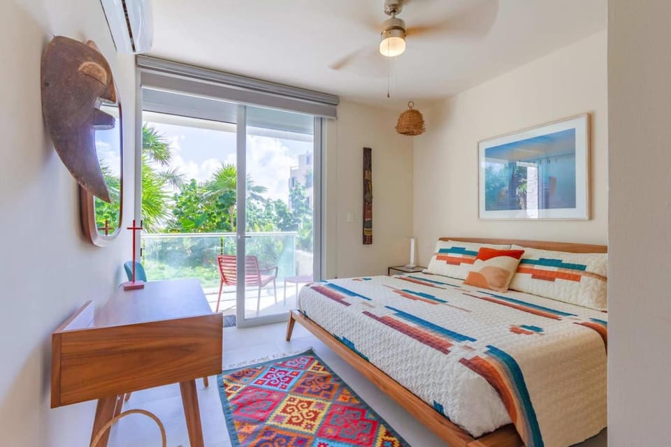 Bed, Balcony/Terrace, Photo of the whole room, Bedroom, Sea view, fireplace, air conditioner
