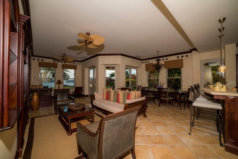 Marbella 1E 3 BR Ocean View House in Herradura