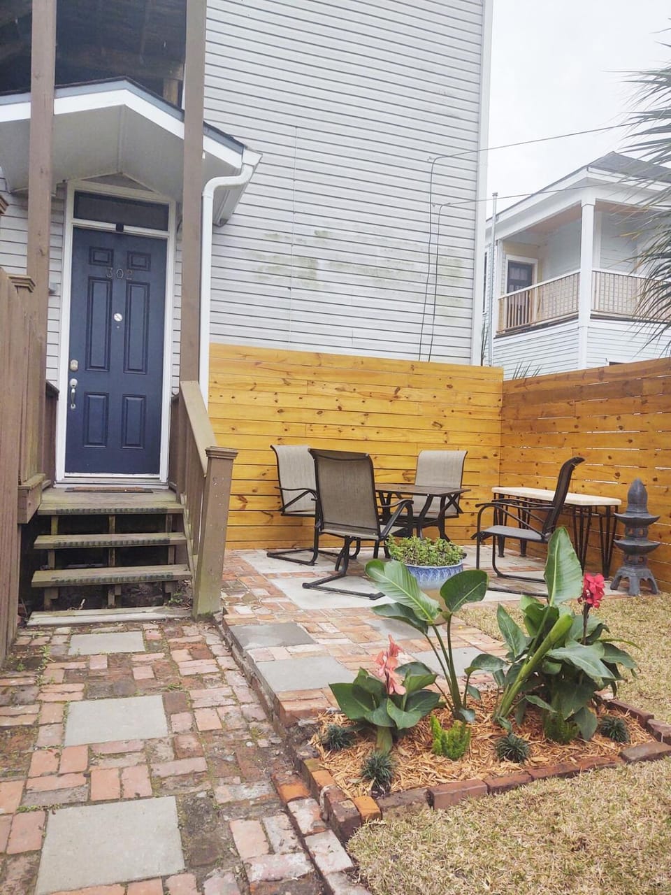 Patio, Seating area, Dining area