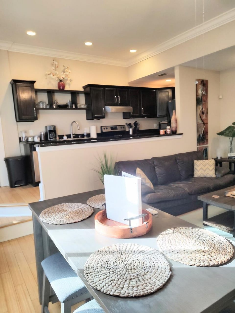 Kitchen or kitchenette, Living room, Dining area