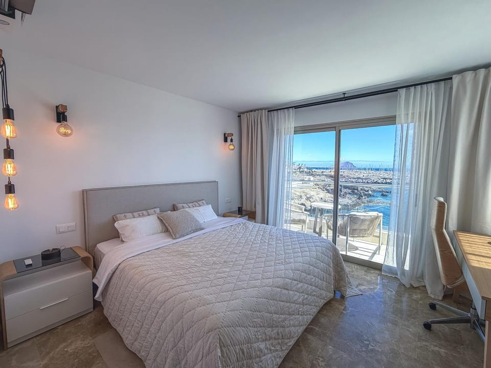 Balcony/Terrace, Bedroom, Sea view