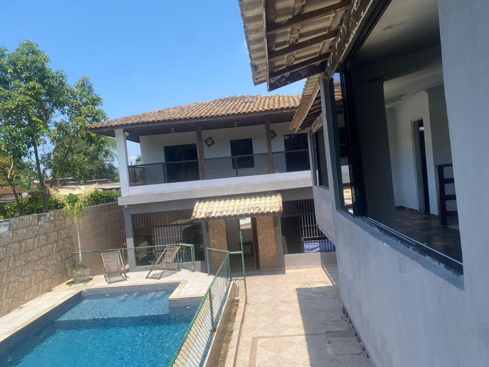 Casa 5 suítes, piscina, churrasqueira, sinuca House in State of São Paulo