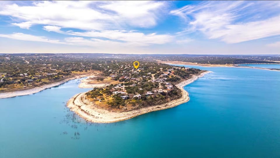 Nearby landmark, Day, Natural landscape, Bird's eye view, Beach, City view, Lake view, River view, Sea view