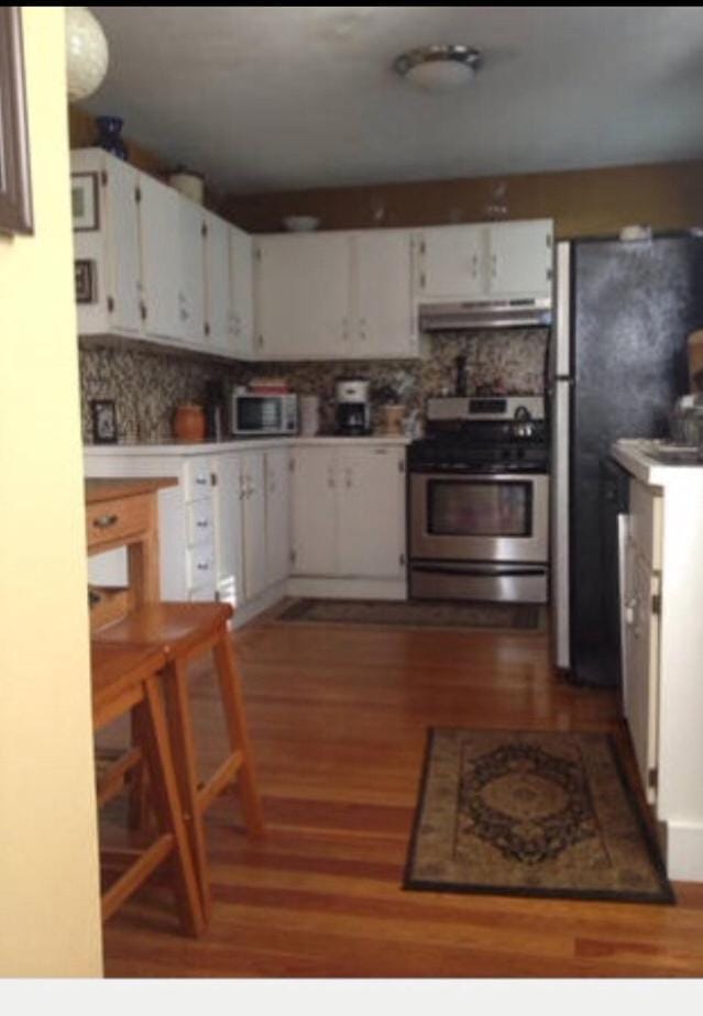 Private room MUST LOVE DOGS Apartment in Quincy