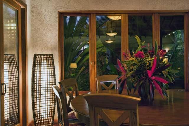 Mariposa del Mar Oceanfront villa with private pool Villa in Bay Islands Department