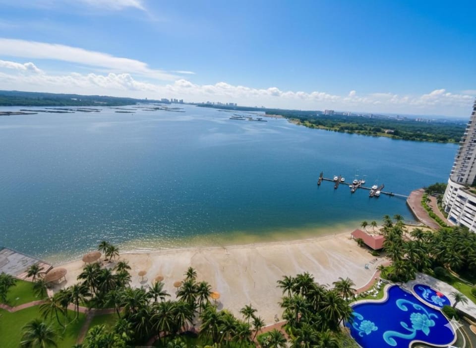 Danga Bay Beach-Side Family Getaway Apartment hotel in Johor Bahru