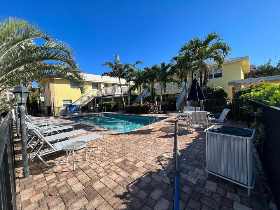 Cozy one-bedroom beach apartment on Singer Island Apartment in Riviera Beach