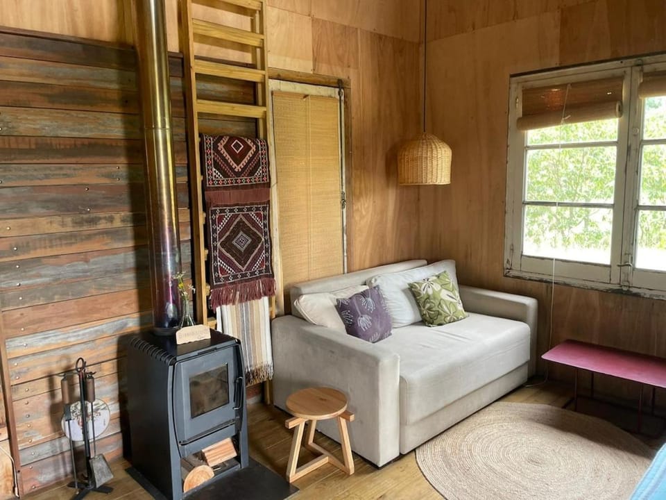 Hermosa cabaña entre cerros, campo y mar House in Piriápolis