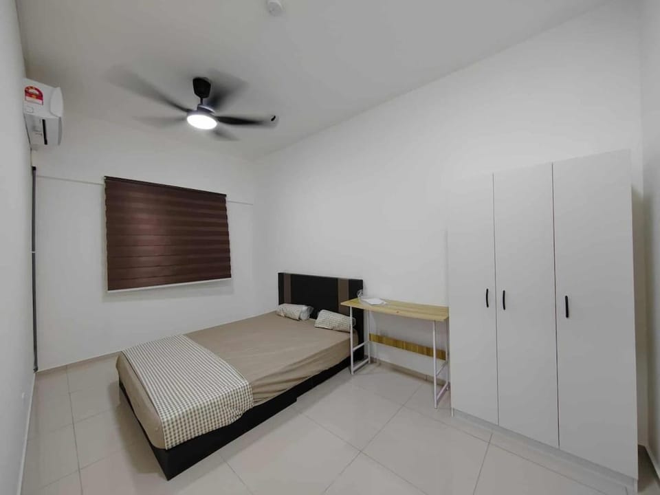 New Condo 4BR 8 Pax Pool Gym Apartment in Selangor, Malaysia