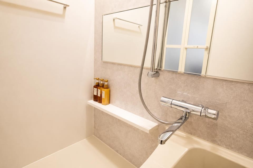 Bathroom, Bath
