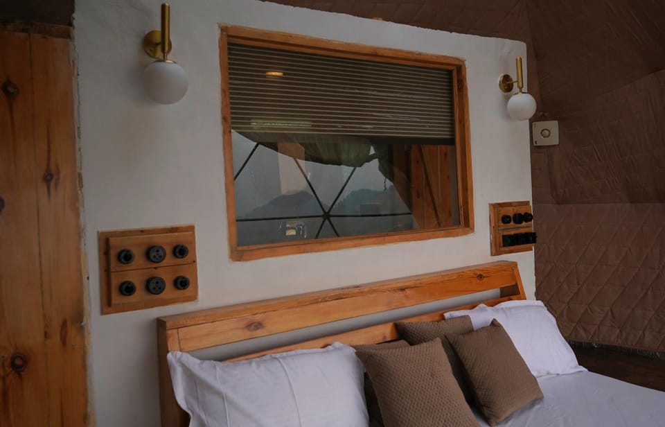 Astro Orchard Glamps and Hostels Hostel in Himachal Pradesh