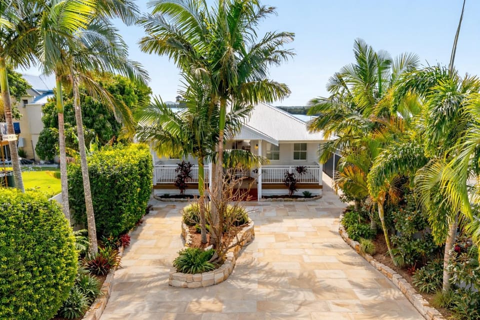 Property building, Patio