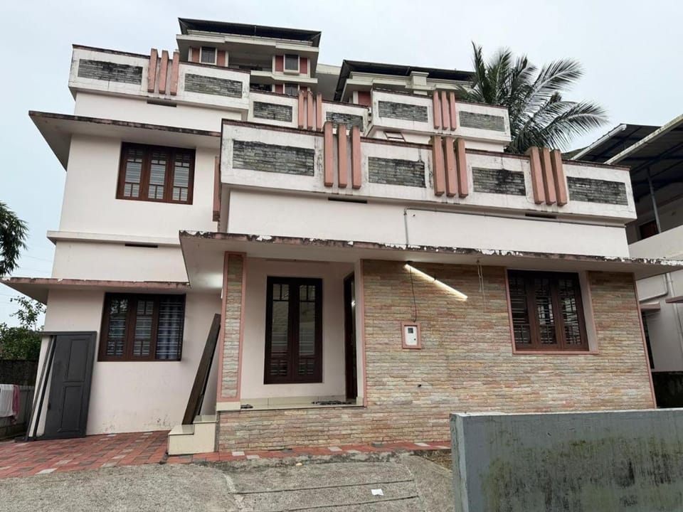 Ocean Pearl homestay-kalamassery Villa in Kochi