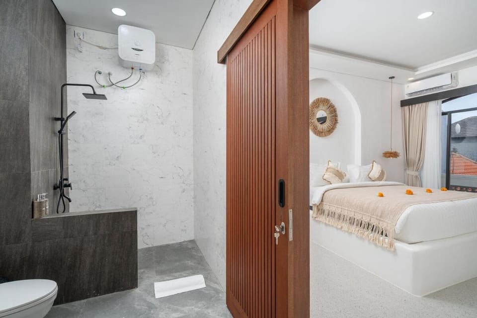 Shower, Bed, Bathroom, Bedroom