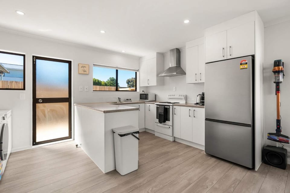 Within Range House in Bay Of Plenty