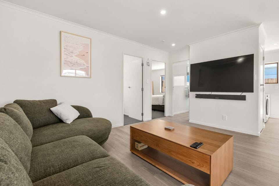Within Range House in Bay Of Plenty