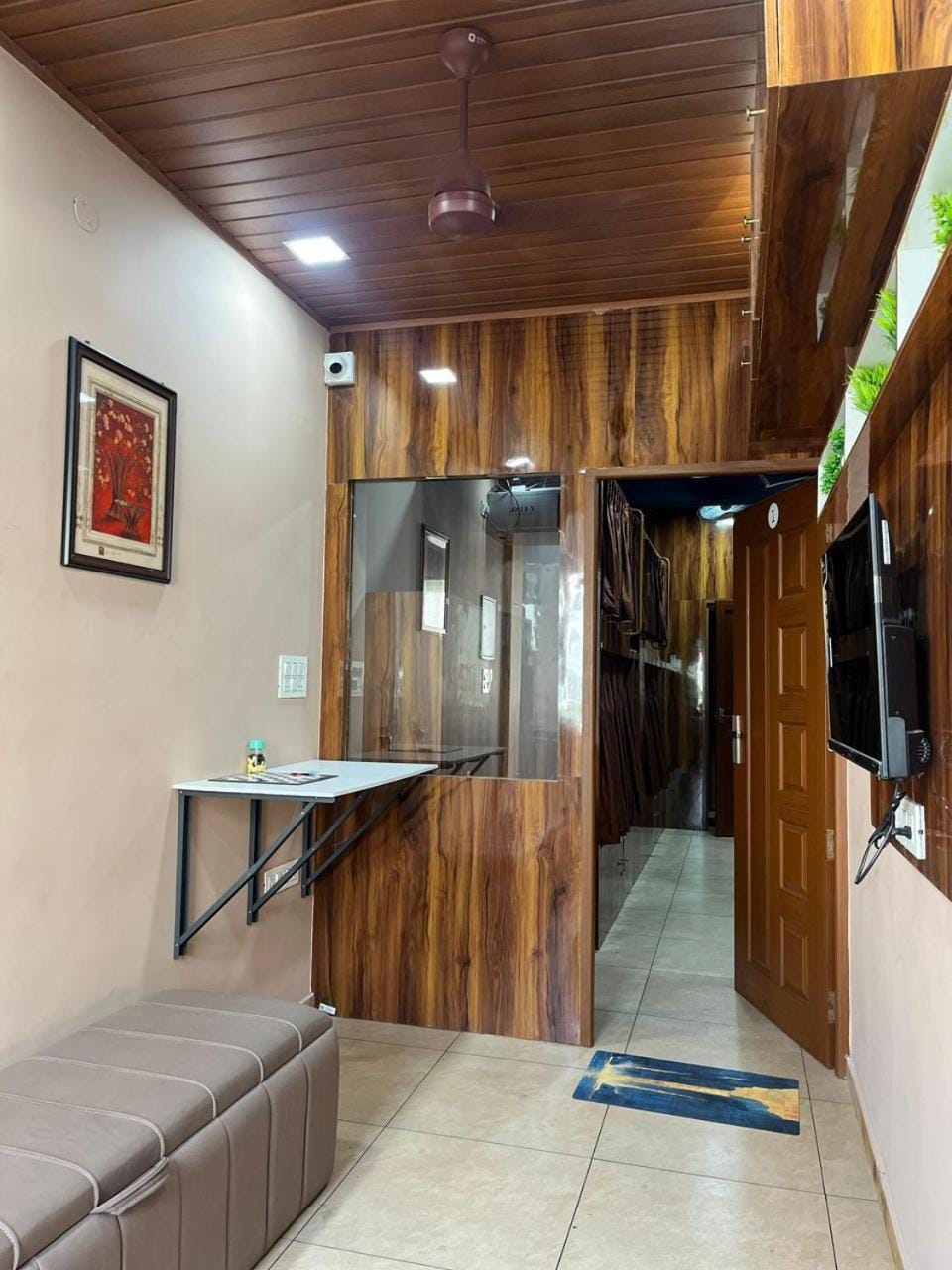 Communal lounge/ TV room, TV and multimedia, View (from property/room)