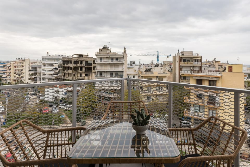 Property building, Balcony/Terrace, City view