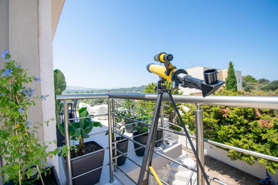 View (from property/room), Balcony/Terrace