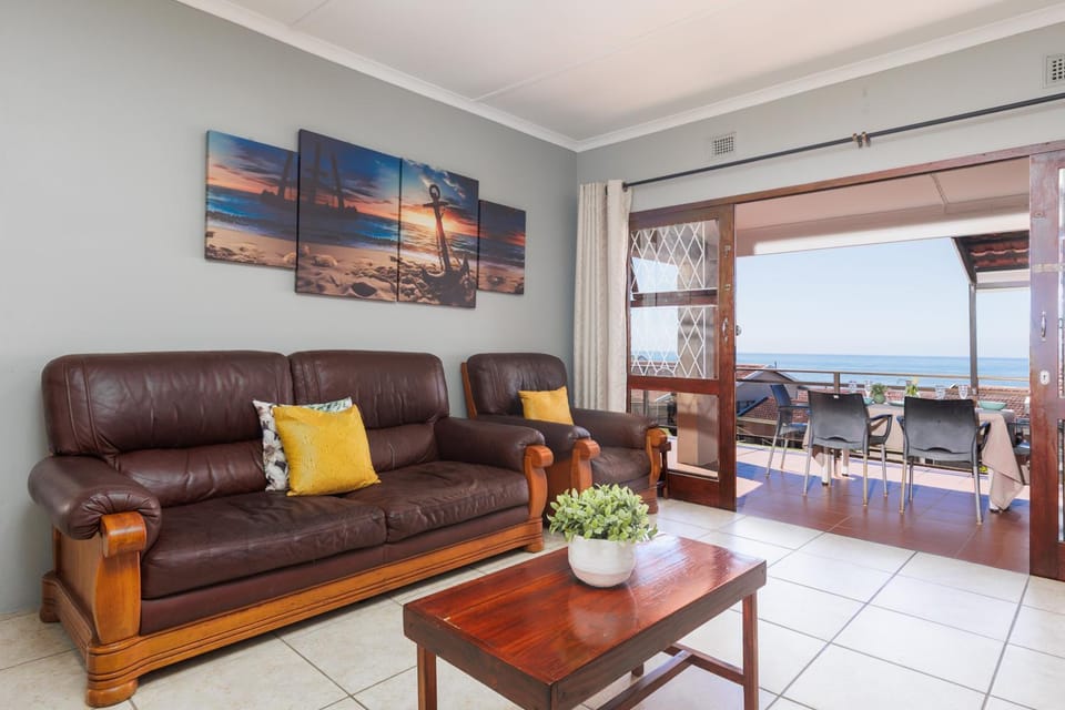 Living room, Sea view