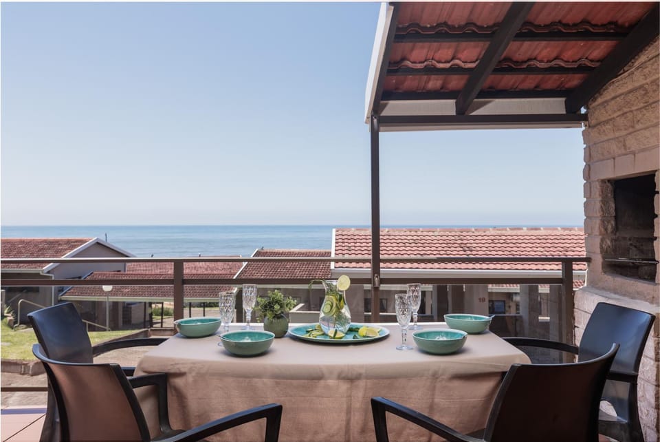 Patio, Seating area, Sea view, Location