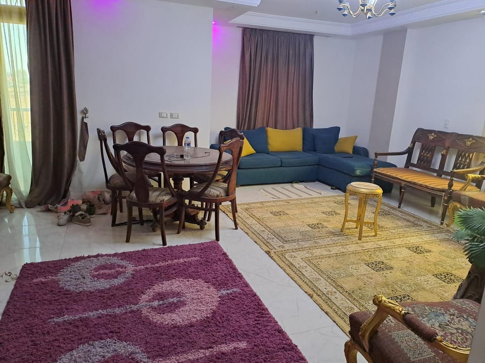 الحي الاول اكتوبر الجيزة Apartment in Egypt