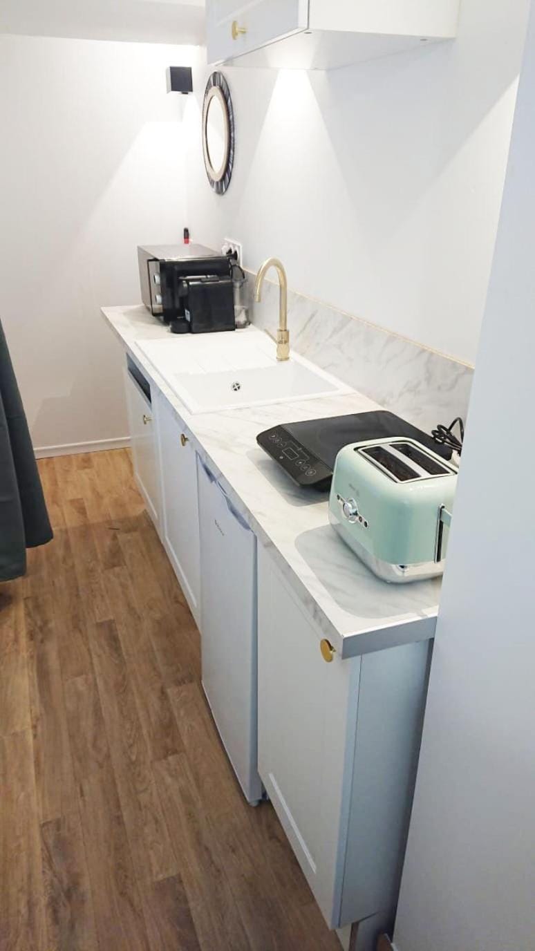 Plein centre Cosy 38m2 avec accès terrasse, spa et sauna communs Place Dalton Apartment in Hauts-de-France