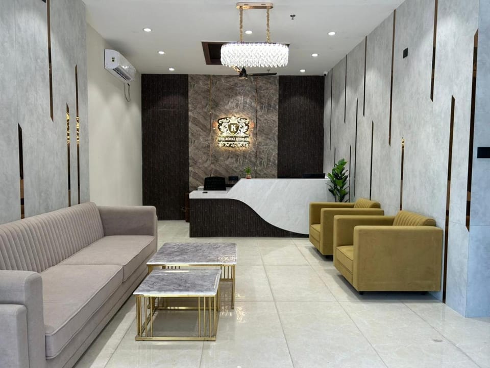 Lobby or reception, Seating area