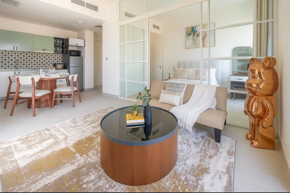 Living room, internet, air conditioner