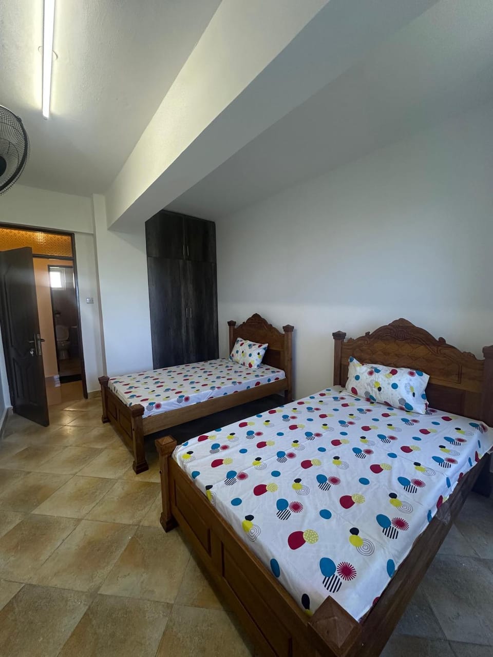 Opposite Voyager Apartment in Mombasa