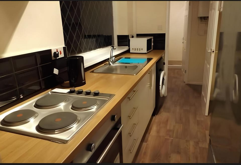 microwave, oven, kitchen