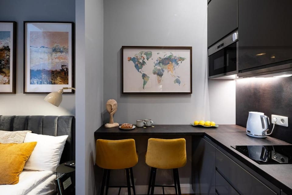 Urban Chic Studio I New & Modern I Design Bed Apartment in Riga