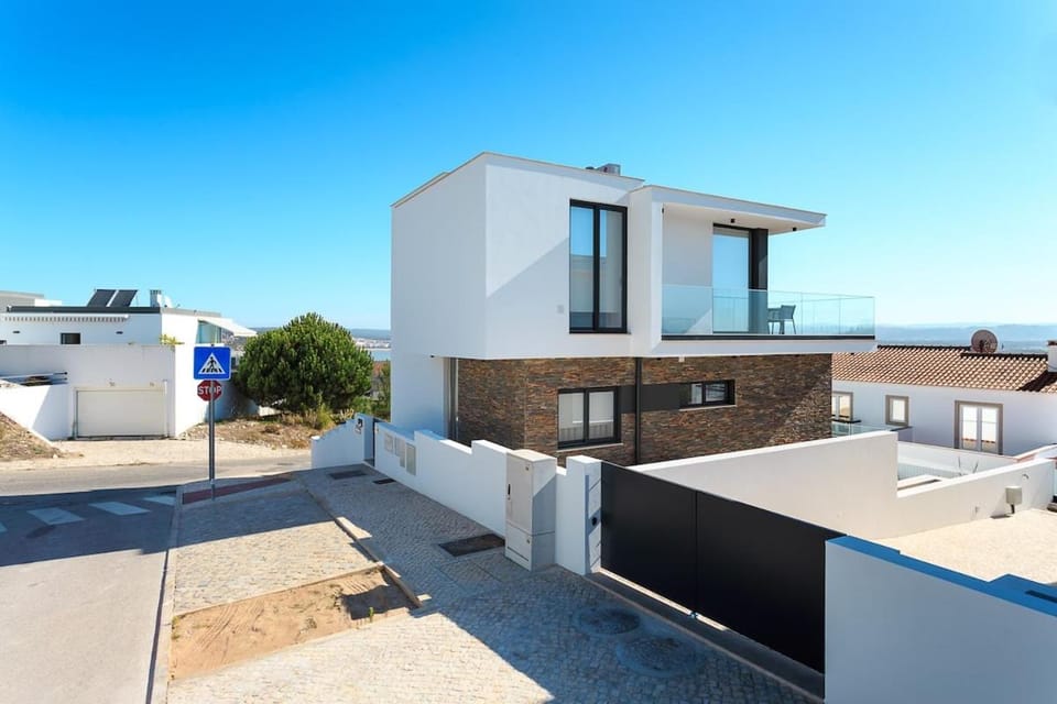 Villa view bay with Jacuzzi Villa in Portugal
