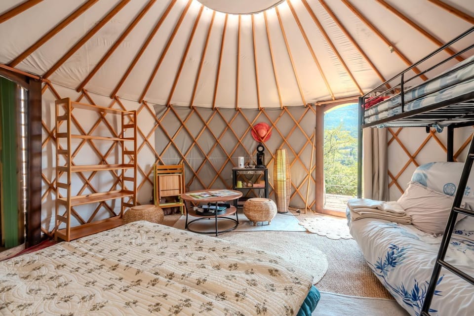 Property building, Living room, Bedroom