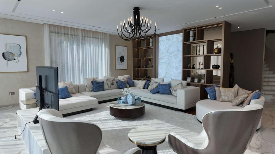 Signature Palm Villa Frond D 6BDR Private Pool Villa in Dubai