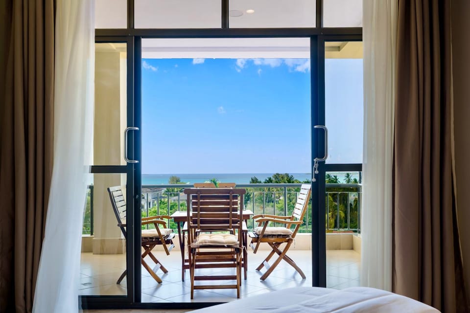 Naia Residence - 2BR Oceanview Apartment in City of Dar es Salaam