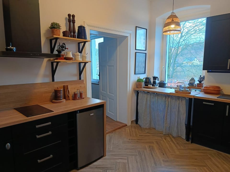 Apartament w Starej Szkole Apartment in Lower Silesian Voivodeship