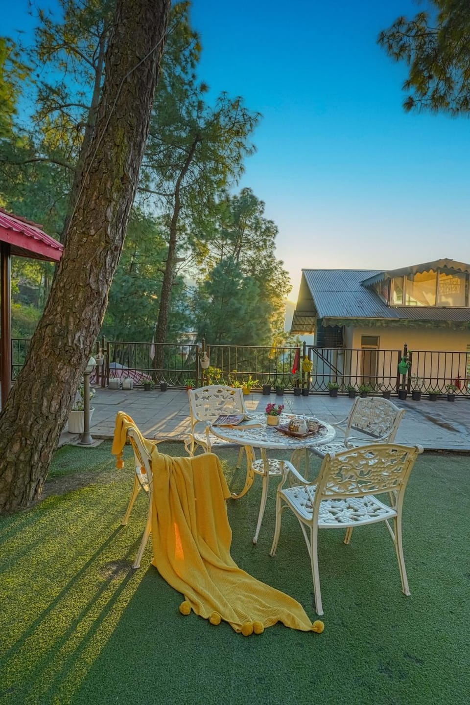 Alaya Stays Golden Meadow Villa Villa in Himachal Pradesh
