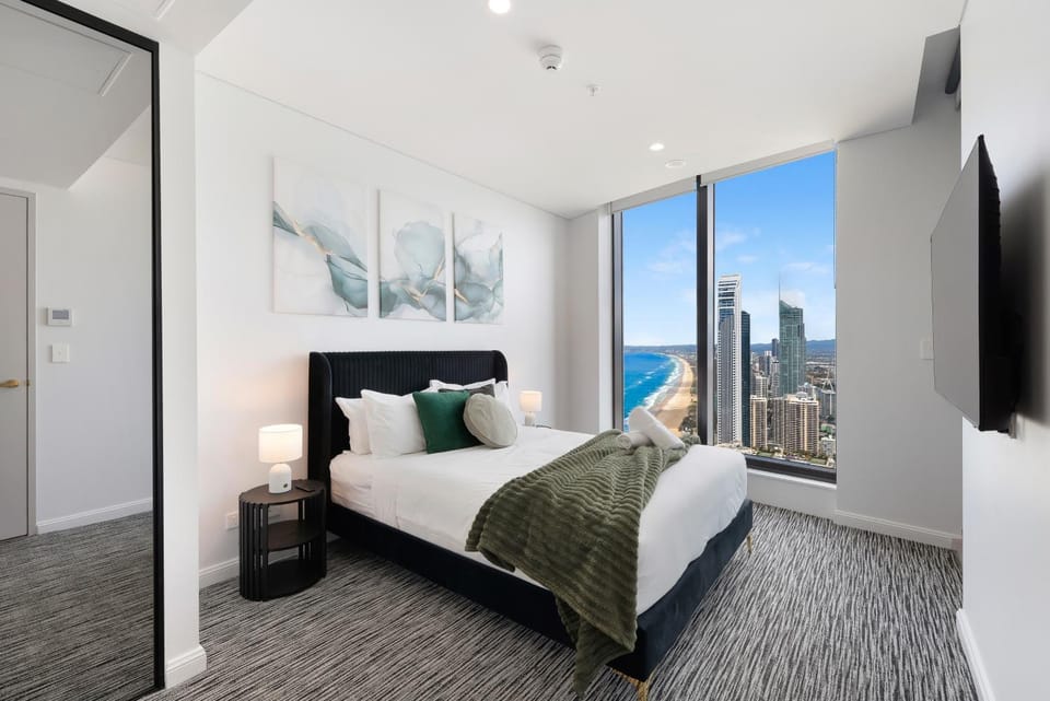 Bed, Photo of the whole room, Bedroom, City view