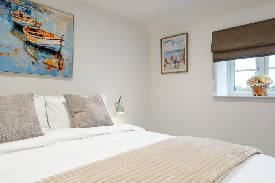 The Innkeepers Lodge in Cerney Wick Apartment in Cotswold District
