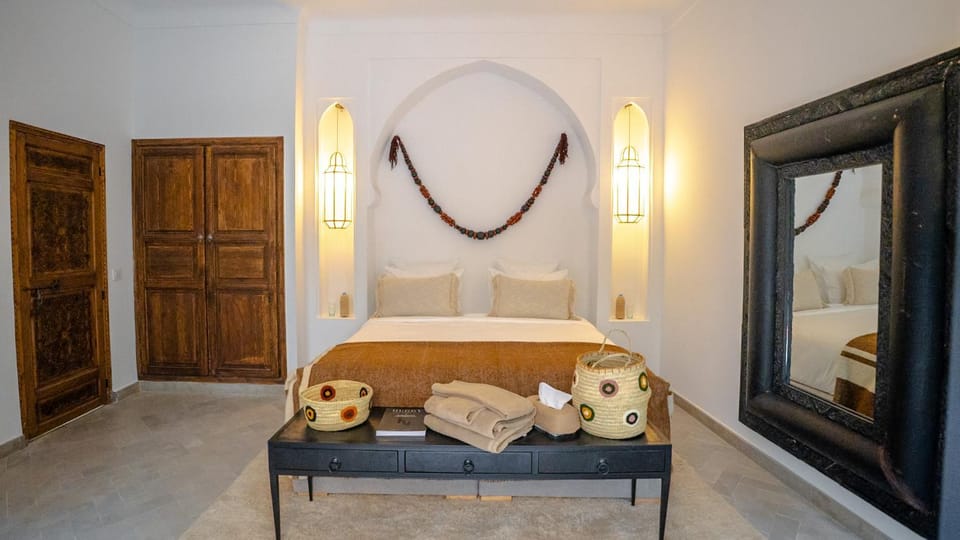 Bed, Photo of the whole room, Bedroom, towels, wardrobe