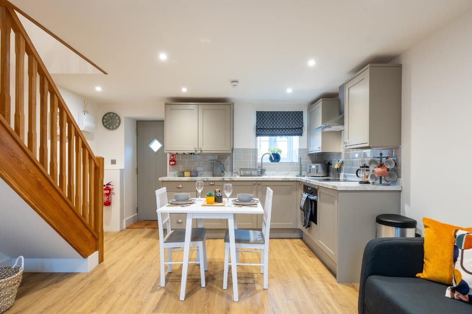 The Alehouse Retreat, The Crown Inn Apartment in Cotswold District