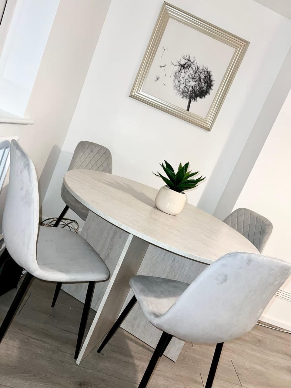 Modern 3 Bed House in Telford