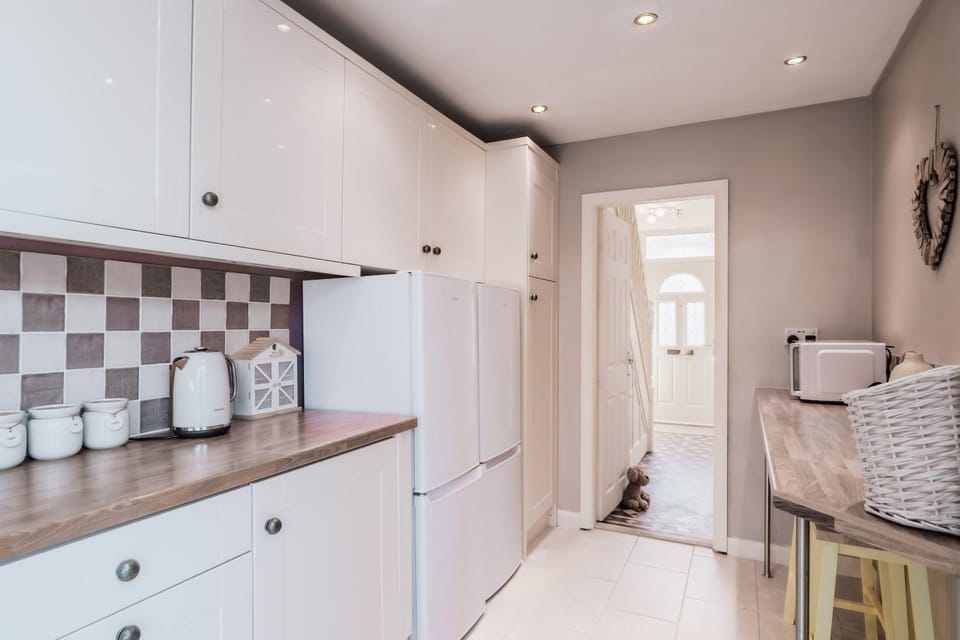 Coffee/tea facilities, kitchen