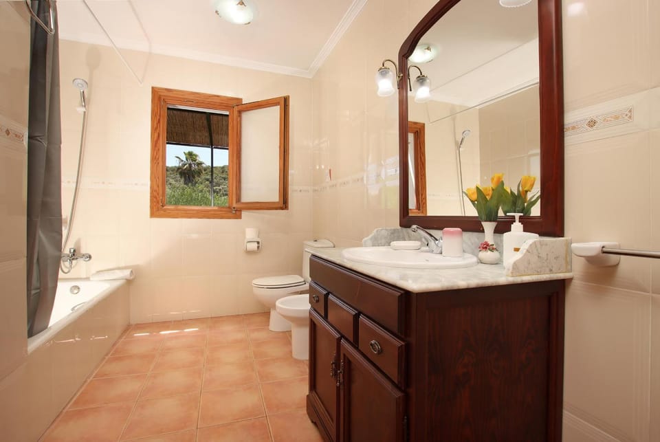 Bathroom, Bath