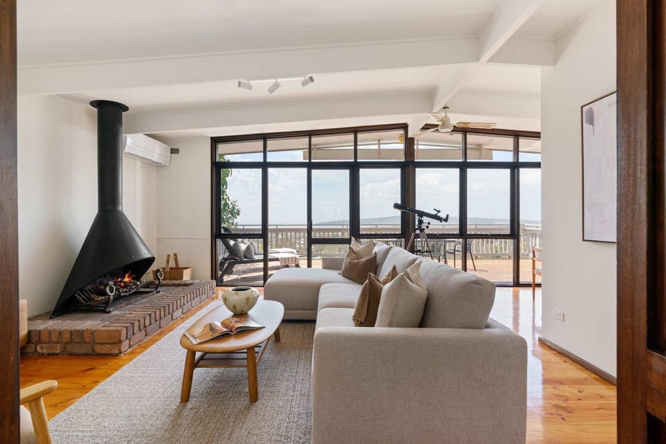 Hillview House - Panoramic views Games Wineries House in Red Hill