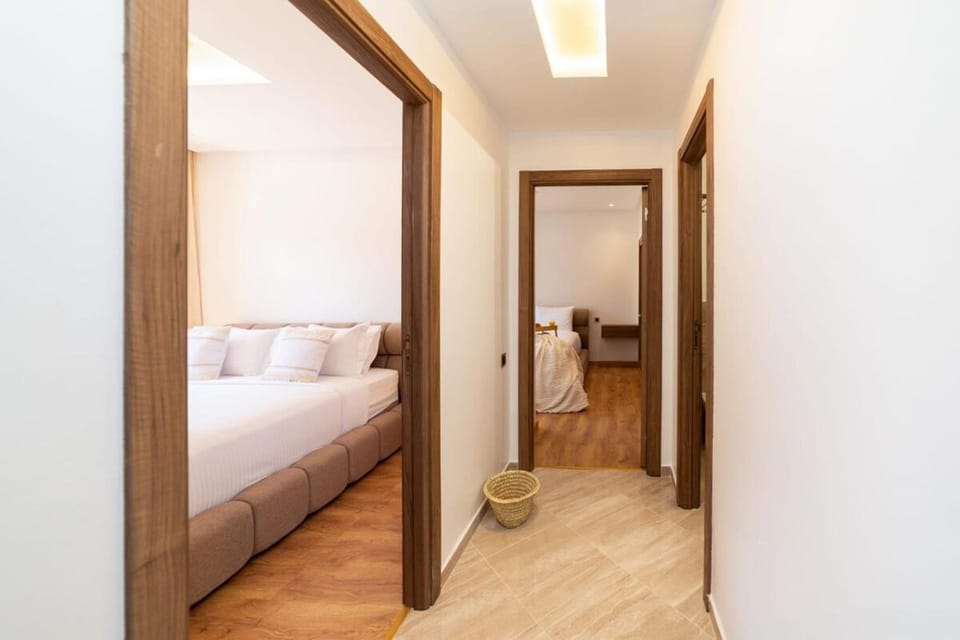 Luxe et cosy appartement 2 Chambres, balcon,2 piscine Centre ville Marrakech Apartment in Marrakesh