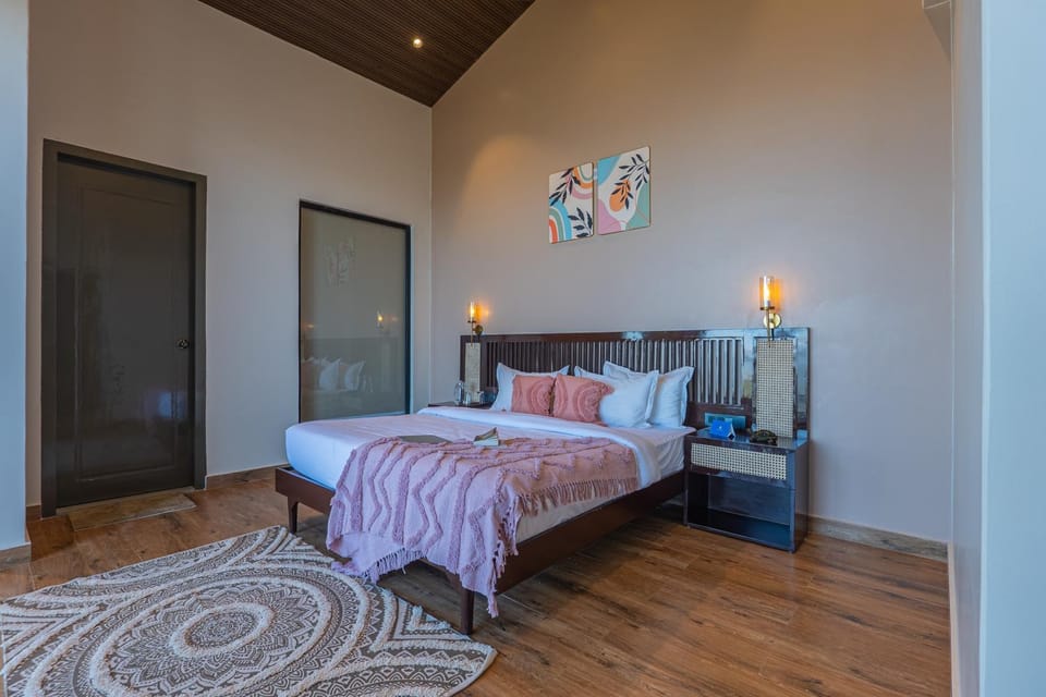 Bed, Photo of the whole room, Bedroom, wardrobe