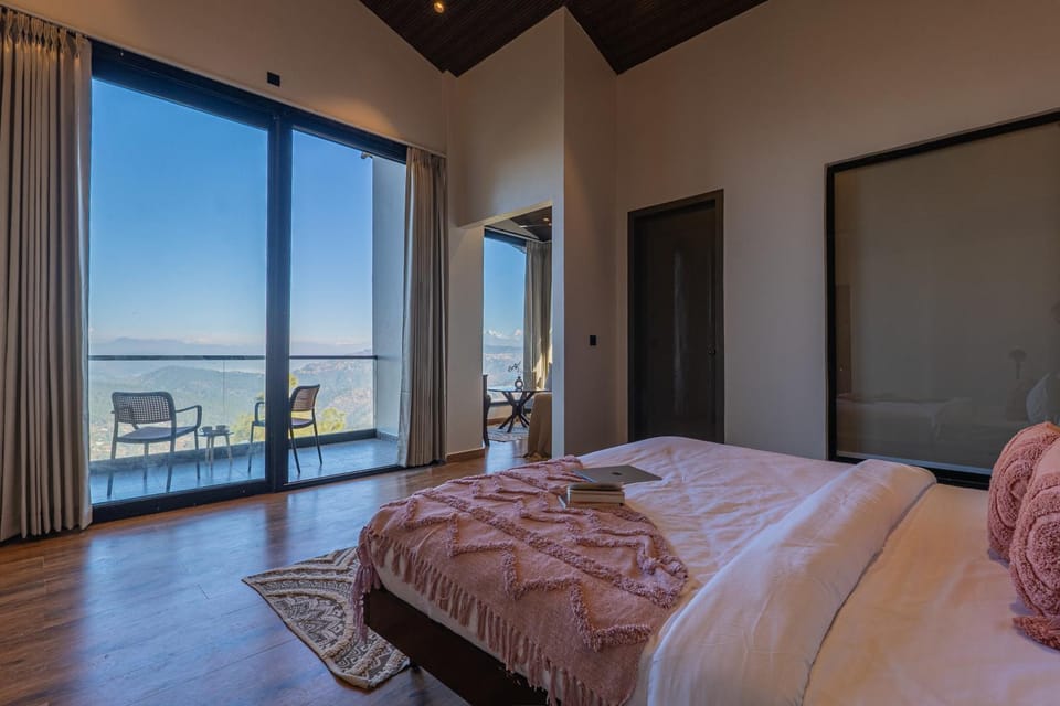 Bed, Natural landscape, Balcony/Terrace, Photo of the whole room, Bedroom