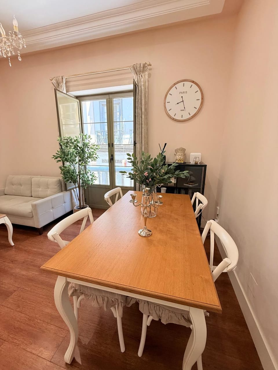 Málaga Centro Histórico Apartamento Completo Teatro Cervantes Apartment in Malaga